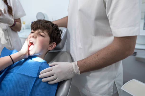 Best Emergency Treatment for Toothache in Clear Lake, IA